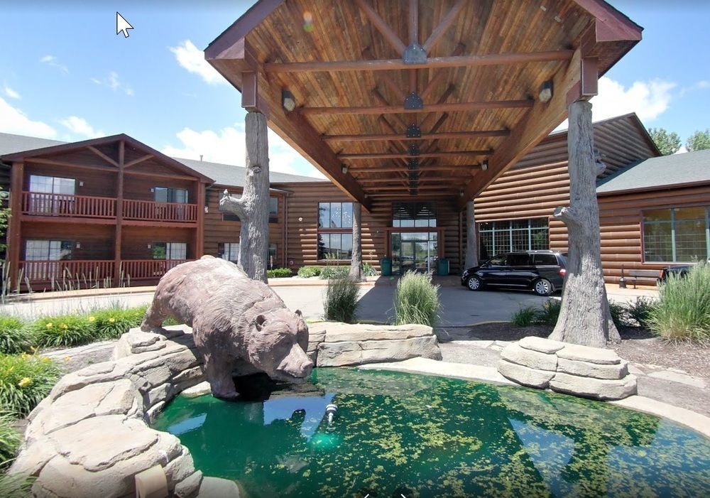 Grand Bear Resort At Starved Rock Utica Exterior photo